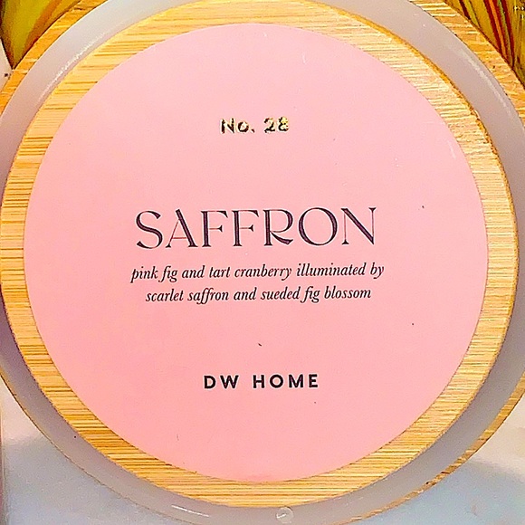 DW HOME CANDLE SAFFRON NO. 24 FIG CRANBERRY 2 WICK RICHLY SCENTED NEW 12.9 oz - Picture 6 of 7